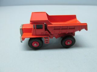Matchbox Regular Wheel 28d Mack Truck Orange / Red Hubs