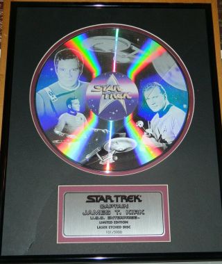 Star Trek Captain Kirk Ltd Ed Num Laser Etched Disc Framed Glass Broken