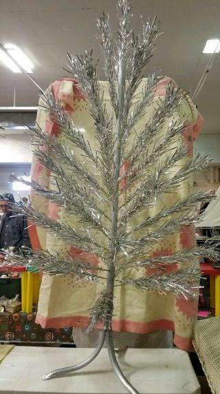 Vintage Aluminum Christmas Tree Sparkler 4 Ft With Stand And Box 40 Branches