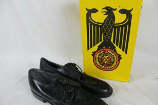Vintage East Germany Wwii German Military Shoes W/ Cardboard Shoebox Size 13.  5