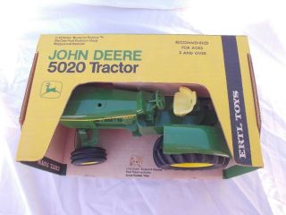 John Deere 5020 LONG Decal Variation tractor VINTAGE 1/16 Ertl Co.  NIB Box 555 2