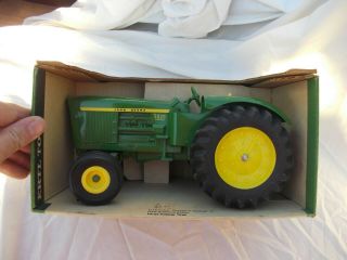 John Deere 5020 LONG Decal Variation tractor VINTAGE 1/16 Ertl Co.  NIB Box 555 3
