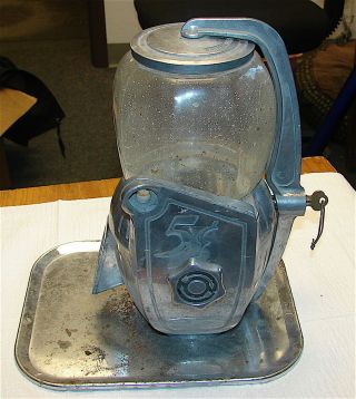 Vintage Atlas Bantam Mighty Midget 5 Cent Peanut Vending Machine With Lock & Key