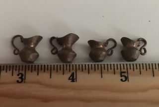 Vtg Small Miniature Folk Art Hammered Handmade Copper Set Of 4 Jugs/pitchers