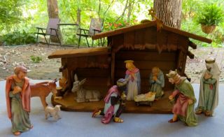 Complete 1965 11 - Piece Goebel / Hummel Nativity Set With Wooden Creche Manger