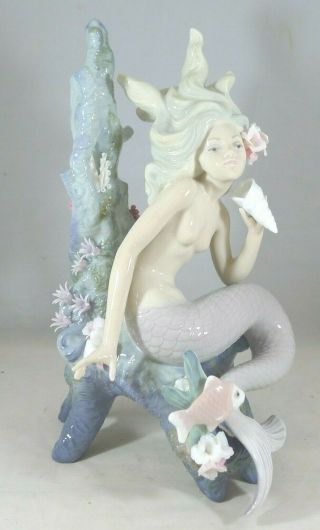 Lladro Ocean Beauty 5785 Mermaid Figurine