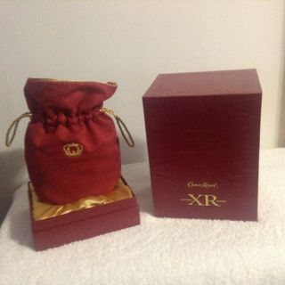 Crown Royal Red Extra Xr Rare Canadian Whisky 750ml Bottle Number Al 0933