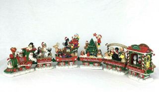 Danbury Shih Tzu Christmas Express 6 Car Train With Santa Puppies Dogs Rare