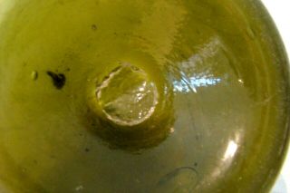 Pontiled 1690 - 1710 Dutch Olive Green Glass Onion Bottle Guyana 2