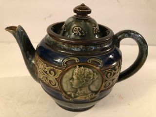 Doulton Lambeth England 6.  5 Inch Teapot With Lid Pb 1066 Stoneware