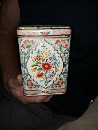 Vintage Embossed Flowers Tea Tin Box Container Made In Holland W/hinged Lid