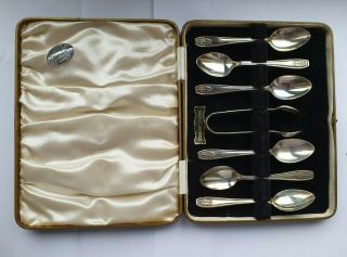 Set Of Six Cased Sterling Silver Tea Spoons And Sugar Tongs - Sheffield 1936