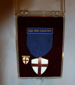 Vintage Boy Scout God And Country Medal & Lapel Pin In Case