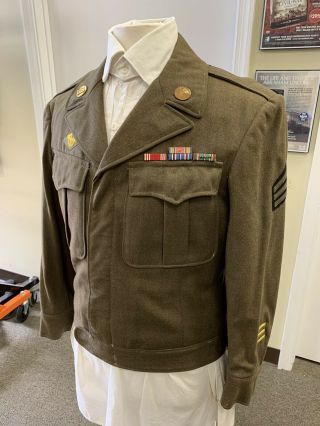U.  S.  Army Ww2 " Ike " Jacket Sz 40r - Gi - 1944 W/ribbons,  Sgt,  Medic