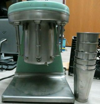 Vintage Prince Castle Sterling Illinois Milkshake Multimixer W/ 6 Cups 9b READ 2