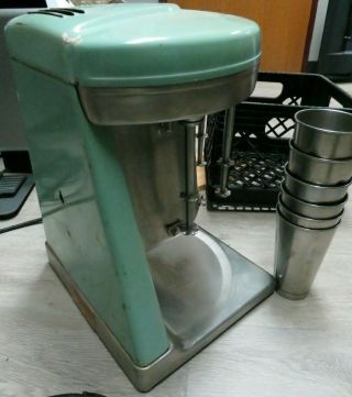 Vintage Prince Castle Sterling Illinois Milkshake Multimixer W/ 6 Cups 9b READ 3