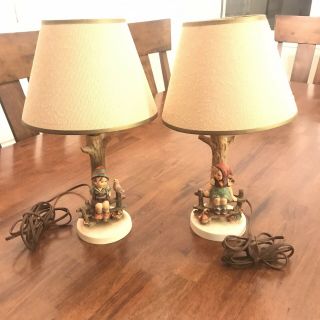 Set Of 2 Hummel Goebel Lamps “Just Resting” - 2