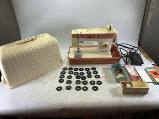 Vtg Singer Merritt Model 2404 Portable Sewing Machine Fashion Disks Cams & Parts