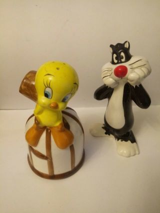 Looney Tunes Sylvester & Tweety Bird Salt & Pepper Shakers