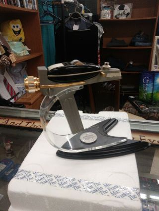 1995 Franklin Limited Edition Star Trek Phaser With Stand
