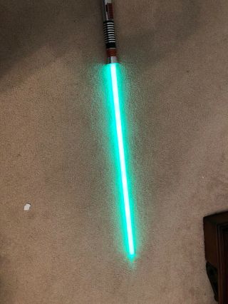 Master Replicas Luke Skywalker ROTJ Lightsaber (Green) With Display Stand 2