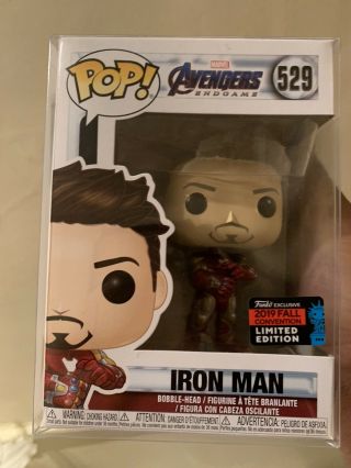 Funko Pop Marvel: Iron Man W/infinity Gauntlet 2019 Nycc Shared Exclusive