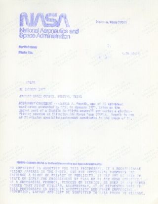 JUDY RESNIK / Orig NASA 8x10 Press Photo - 1978 Astronaut Selection 2