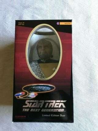 Sideshow Collectibles Star Trek: The Next Generation Worf Bust Statue