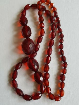 Art Deco Cherry Amber Bakelite Facetted Bead Necklace 37g