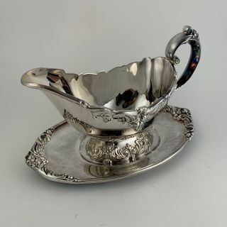 Reed Barton King Francis Sauce Boat Separate Underplate Silver Plate 1673