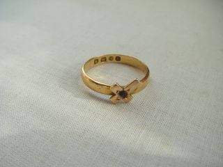 Antique 18ct Yellow Gold Mourning Ring With Cross Decoration Hallmarked