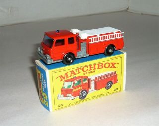 Vintage Matchbox Lesney No.  29 Fire Pumper Truck Nmib