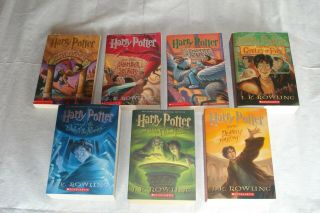 Complete Set Of Harry Potter Paperback Books 1 - 7