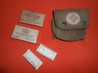 U.  S.  Army : 1945 Wwii Jungle First Aid Kit Bandage With A Few Items Inside