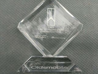 1985 Oldsmobile Dealer Sales Award 1,  066,  122 Record Sales 442 Cutlass Toronado