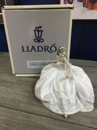 Lladro 5859 At The Ball Figurine With Box