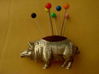 A Fine Solid Sterling Silver Hallmarked Miniature Novelty Pig Pin Cushion
