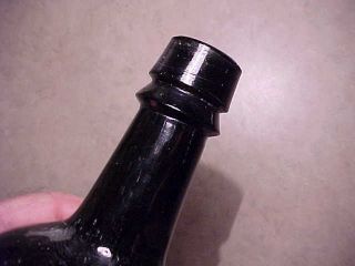 Very old black glass Clarke & White - York bottle - Whiskey/beer?? 3