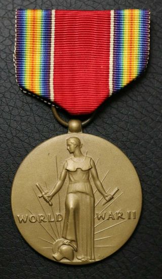USA WW2 Victory Campaign Service Medal in 1946 Box 71 - M - 945 Medallic Art Company 2