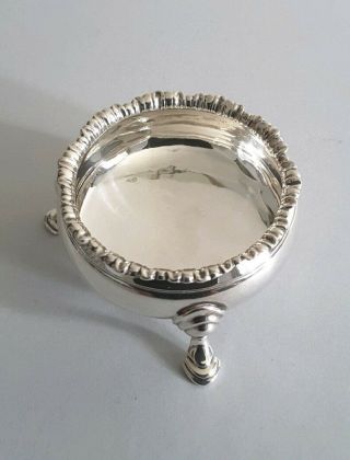 Georgian Antique Solid Silver Cauldron Shape Salt Cellar.  Lon.  C.  1770.