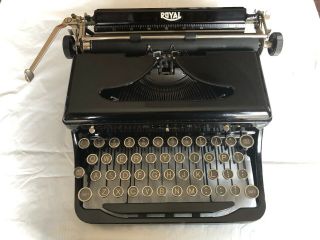 Vintage 1930s Art Deco Royal Black Touch Control Model O Portable Typewriter
