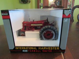 Speccast 1/16 Scale Die Cast Farmall 450 Tractor - Nib - Never Dispalyed