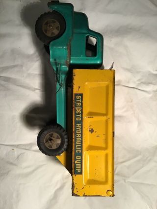 Structo Hydraulic Dump Truck,  1950s,  Green And Yellow Pressed Metal