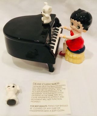 Nib Betty Boop Grand Piano Music Box & Spinning Dog Pudgy Magnet 1995 By Vandor