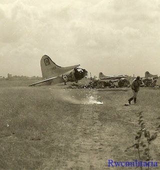 Org.  Photo: 96th Bomb Group B - 17 Bomber Wreck (42 - 102653) ; Poltawa,  Russia 1944