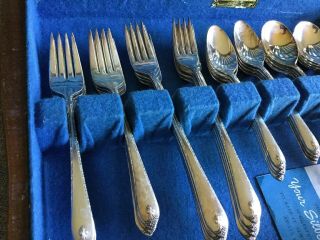 EXQUISITE Wm Rogers & Son silverplate 50 Pc Flatware SET for 8 in wood chest 3
