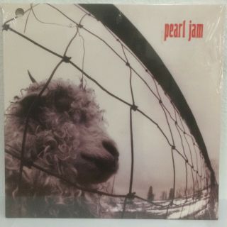 Pearl Jam Vs.  (vinyl,  Oct - 1993,  Epic Associated) Pressing