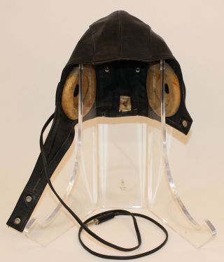 Wwii Era Leather Flight Helmet W/receiver