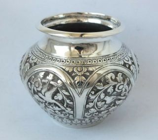 Decorative Antique Indian Solid Silver Pot C.  1900/ H 5.  8 Cm/ 84 G/ Unmarked