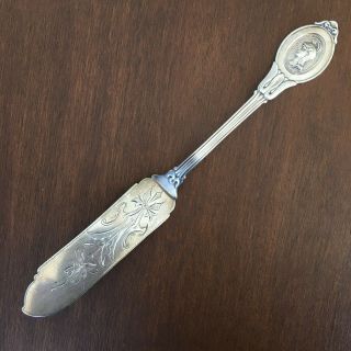 Durgin Sterling Silver " Medallion " Engraved Master Butter Knife Mono